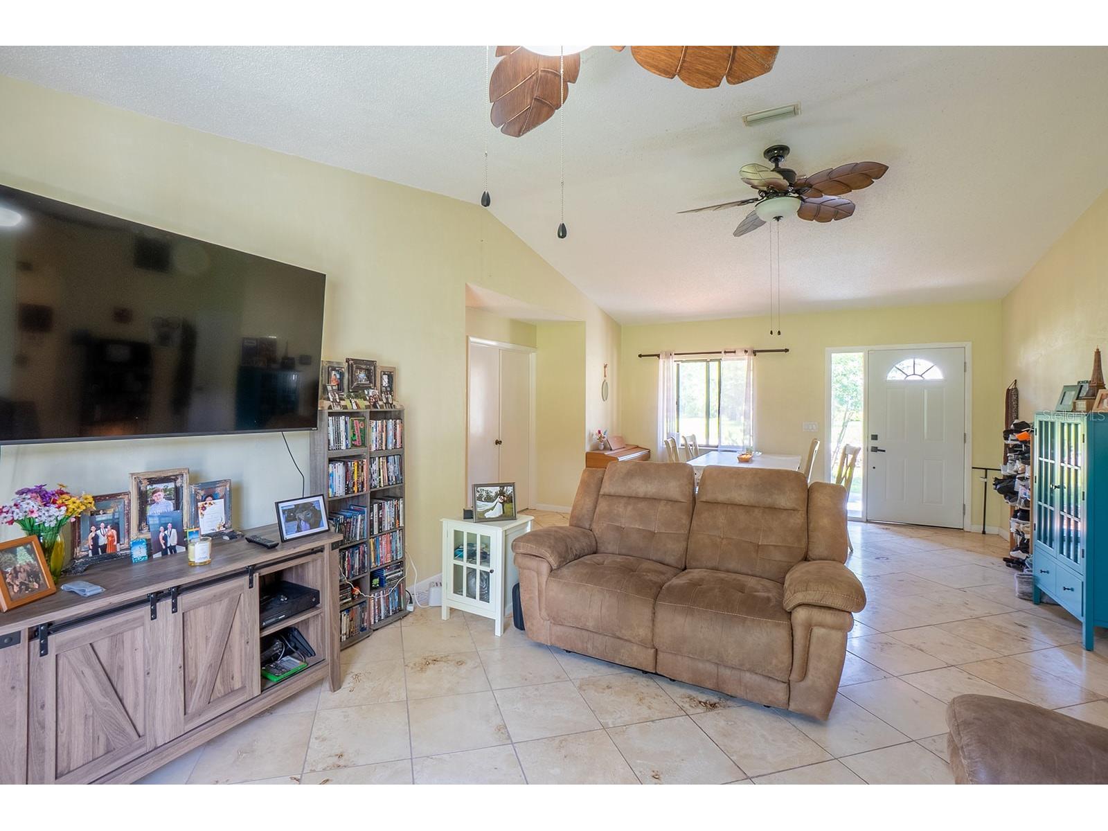 25 Ethan Allen Drive Palm Coast FL 32164 FC319378 image7