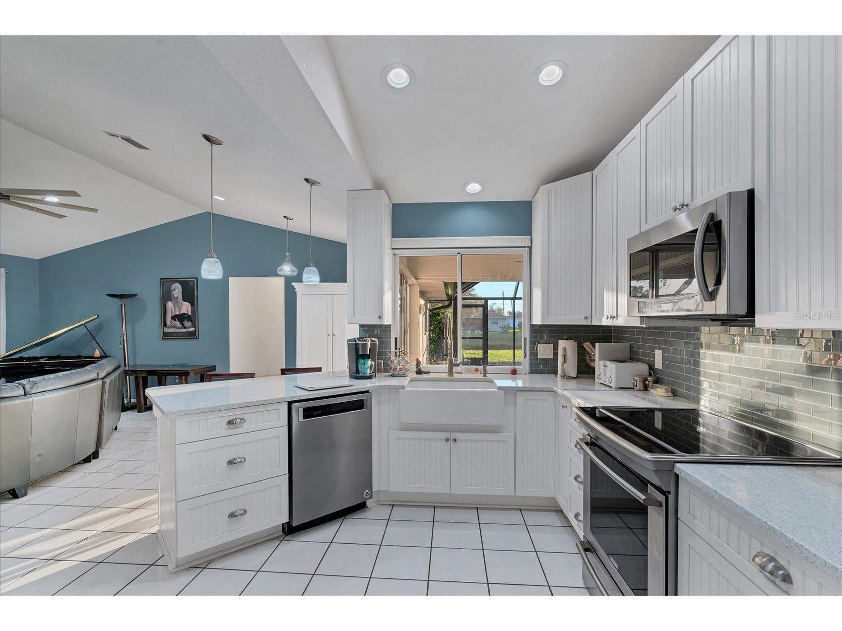 25 Fairway Road Rotonda West FL 33947 - PINEHURST CREEK D6147789 image8