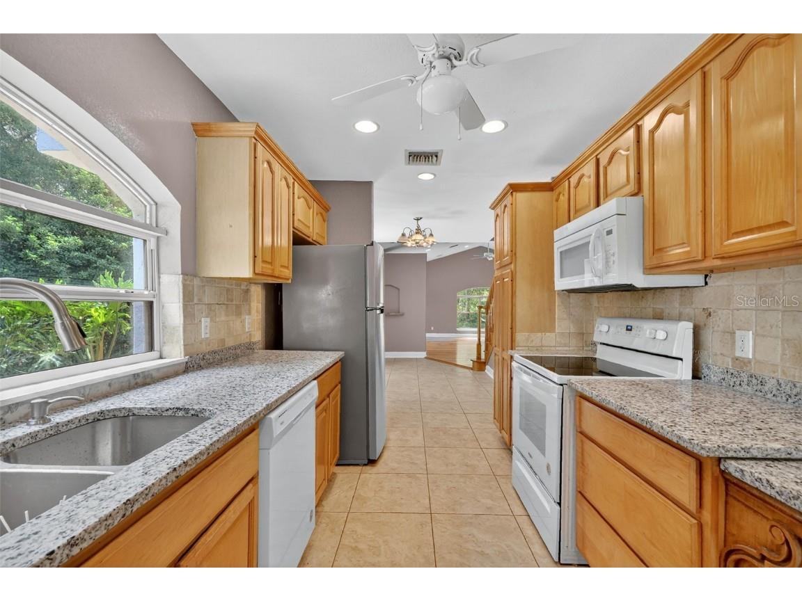 25 Lake Wood Circle Ocala FL 34482 OM709489 image17