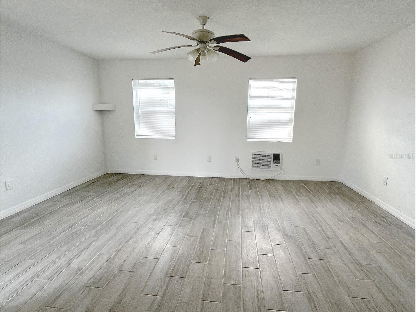 25 Lynn Way #B Madeira Beach FL 33708 TB8493633 image8