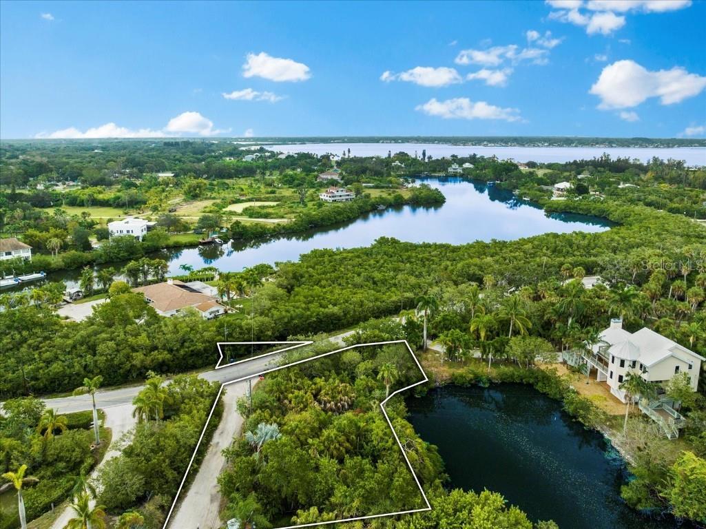 25 Mound Place Terra Ceia Island FL 34250 A4584957 image1