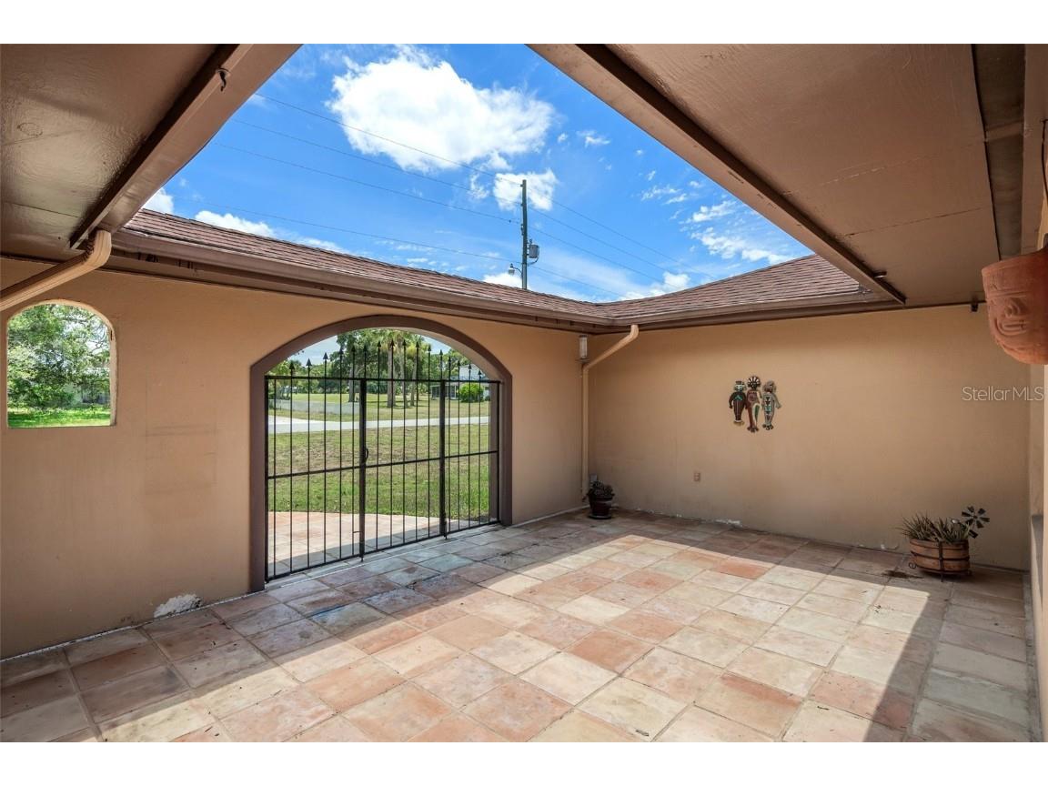 25 N Country Club Drive Crystal River FL 34429 OM682591 image4