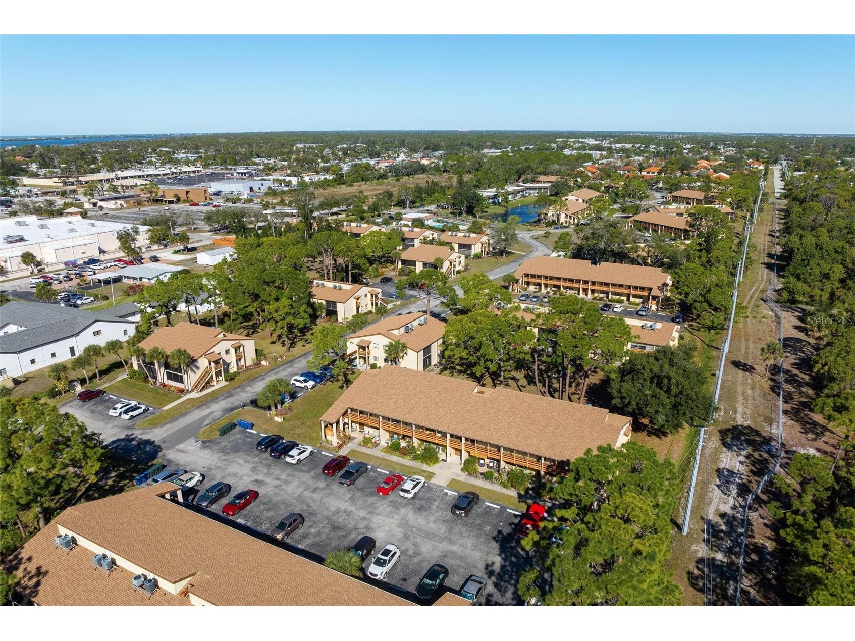 25 Quails Run Boulevard #6 Englewood FL 34223 D6145696 image7