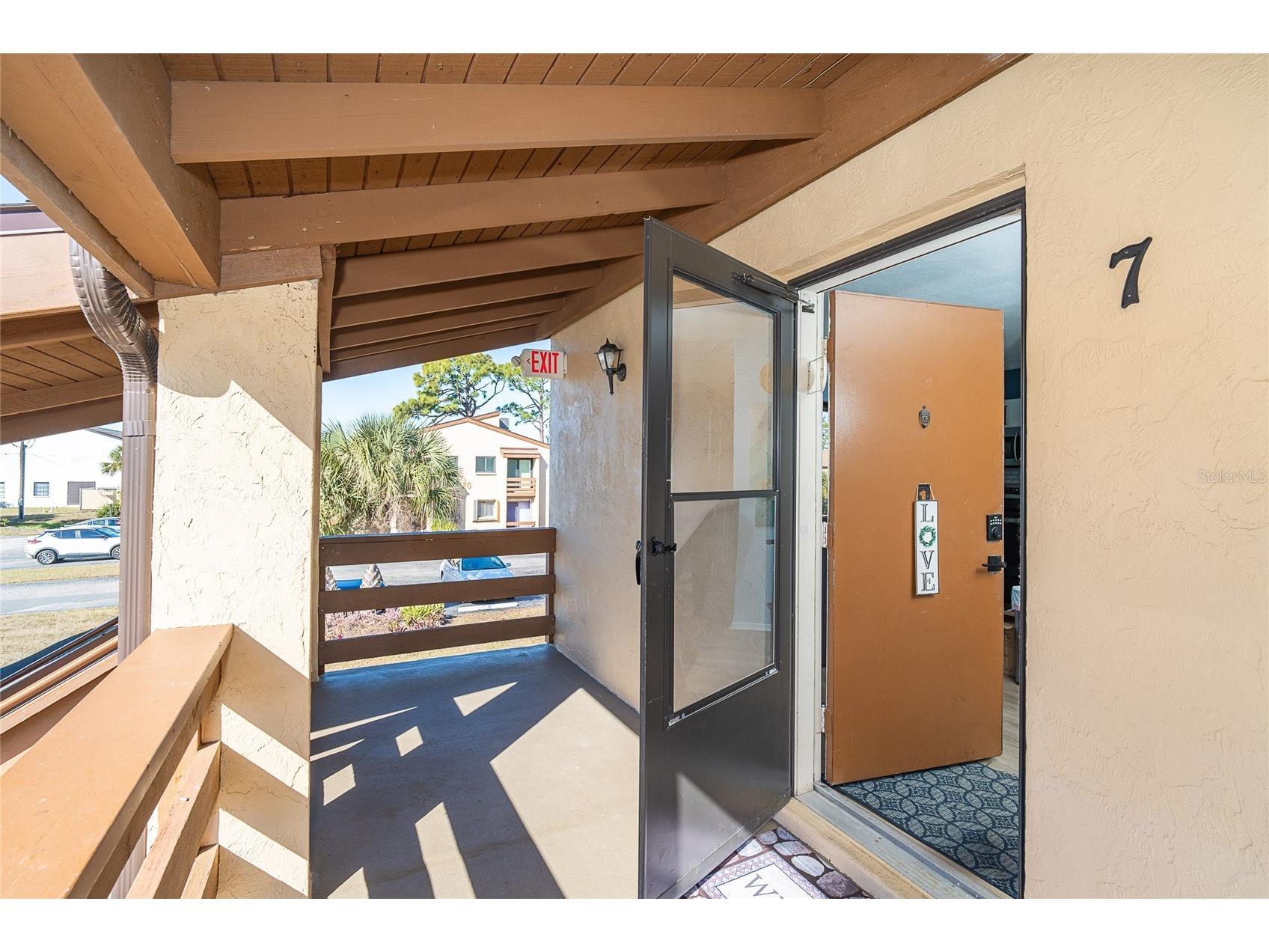 25 Quails Run Boulevard #7 Englewood FL 34223 D6145993 image5