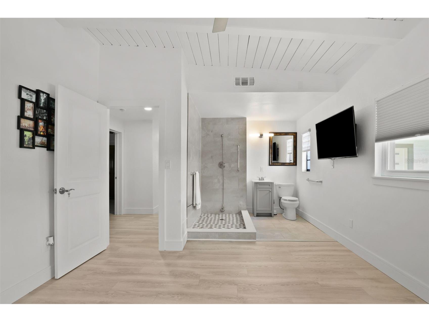 25 Sandpiper Road Tampa FL 33609 TB8497803 image42