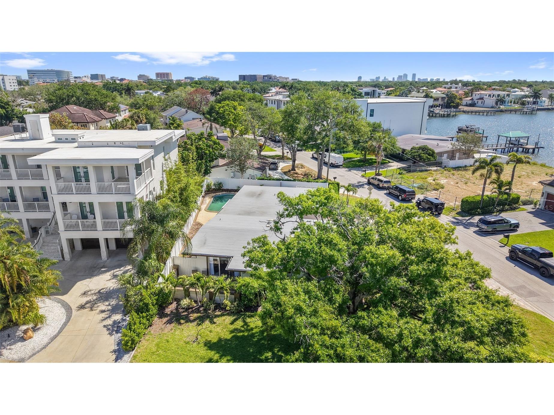 25 Sandpiper Road Tampa FL 33609 TB8497803 image81