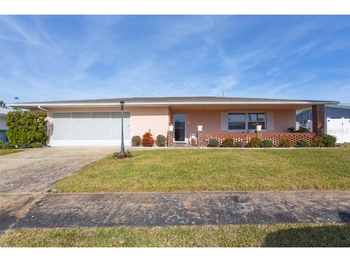 25 Valhalla Avenue Ormond Beach FL 32176 V4940274 image1
