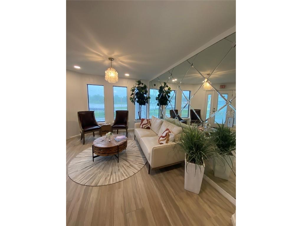 25 W College Avenue Ruskin FL 33570 TB8399540 image2