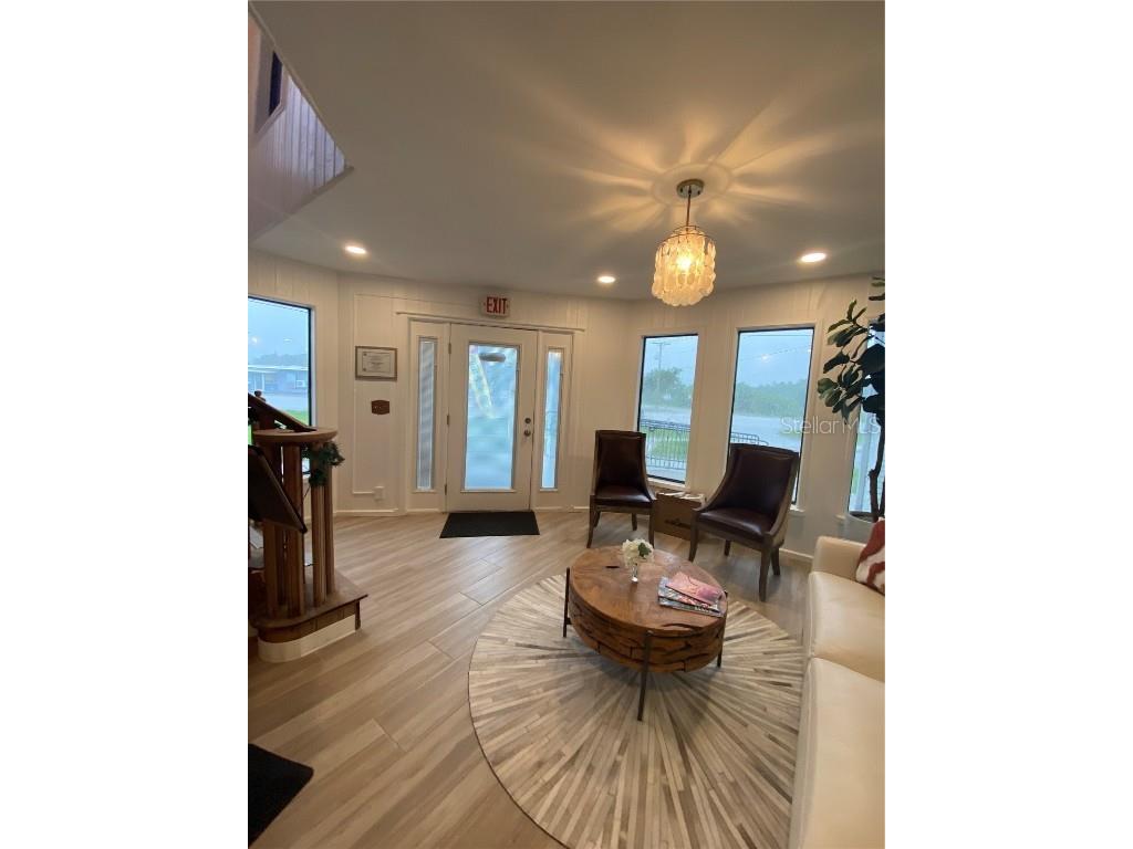 25 W College Avenue Ruskin FL 33570 TB8399540 image3