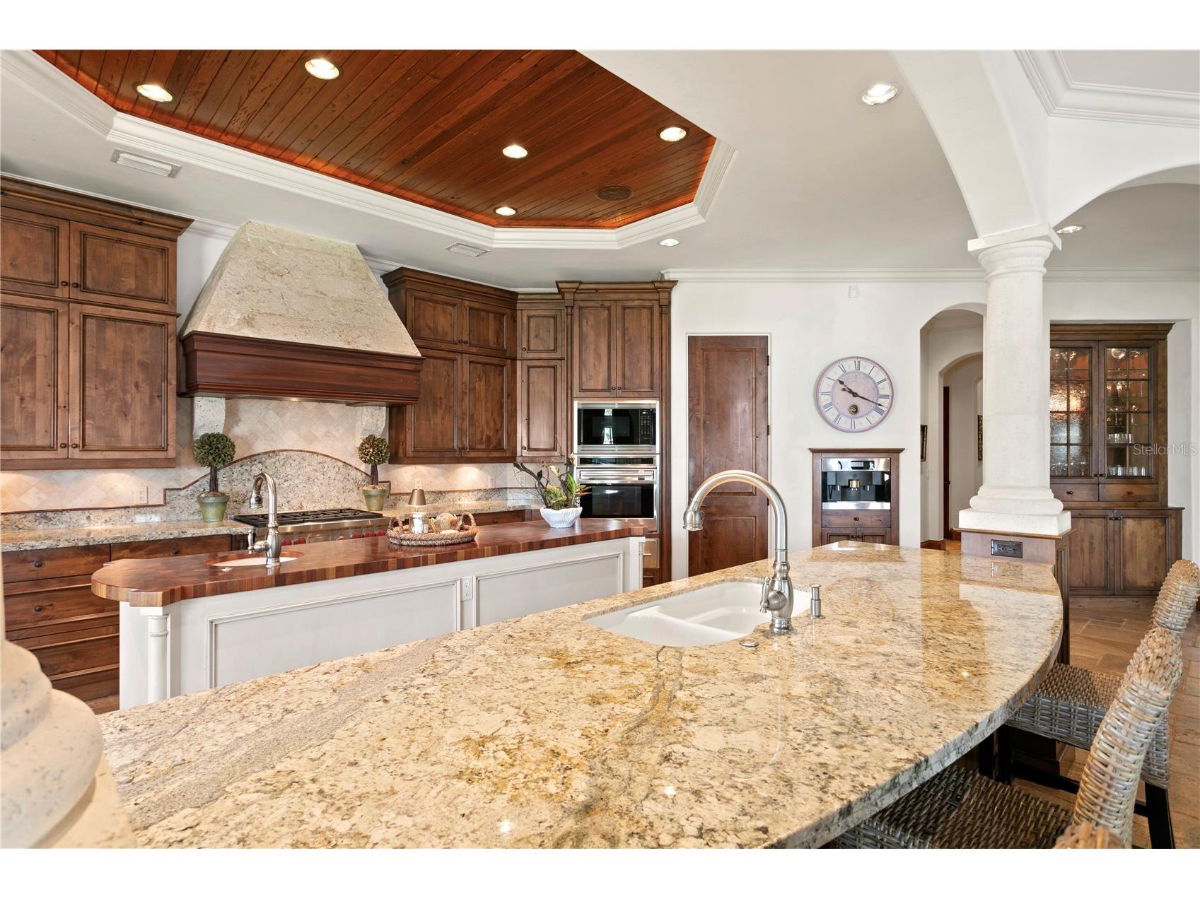 25 W Spanish Main Street Tampa FL 33609 TB8463472 image14