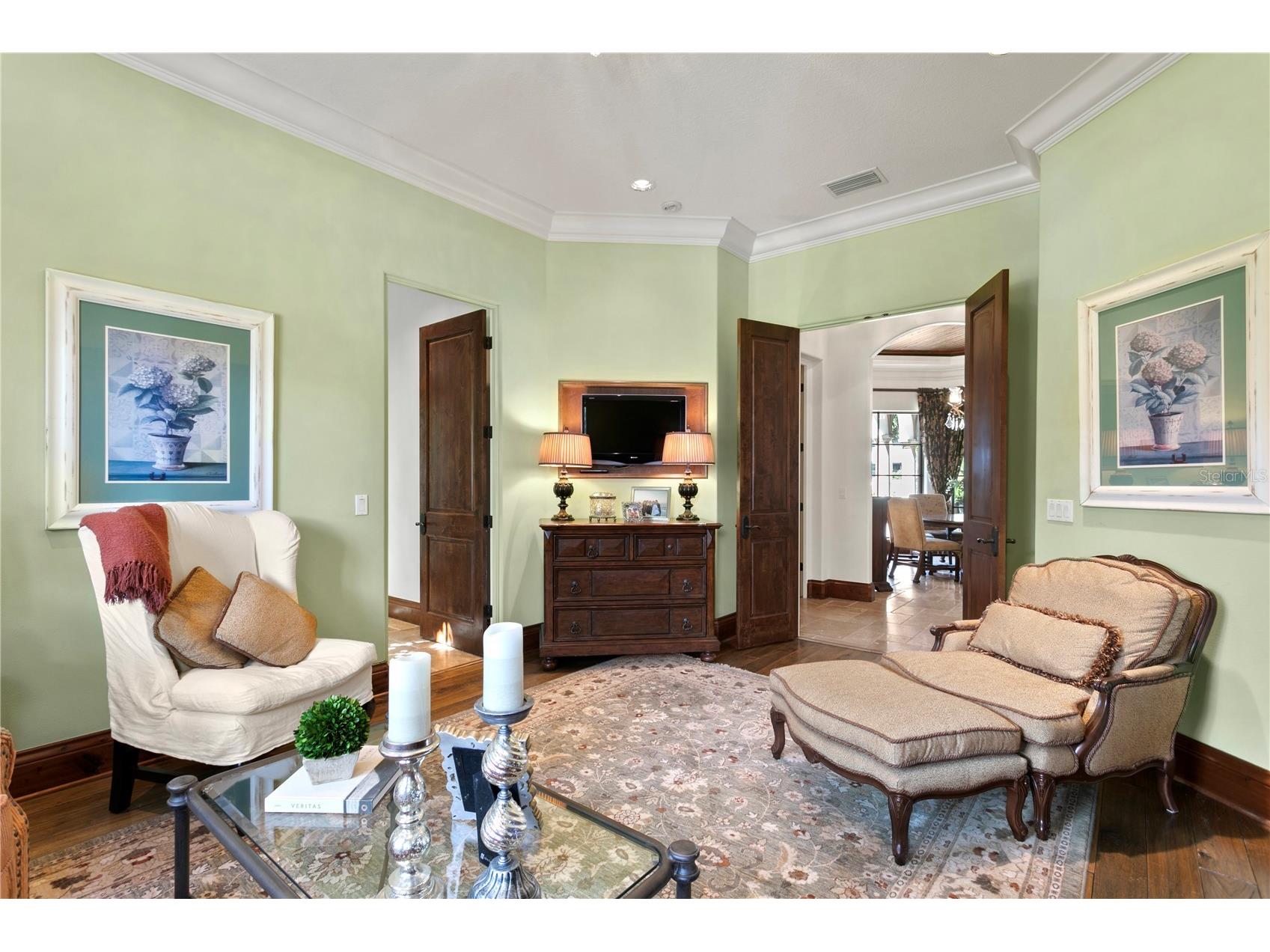 25 W Spanish Main Street Tampa FL 33609 TB8463472 image25