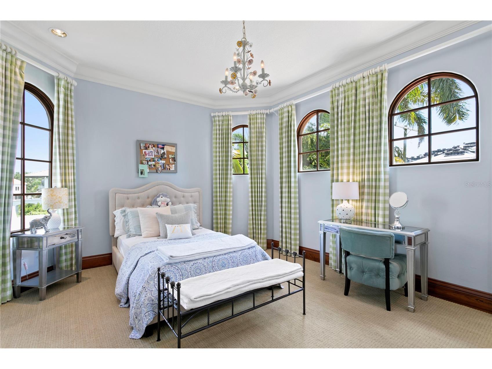 25 W Spanish Main Street Tampa FL 33609 TB8463472 image32