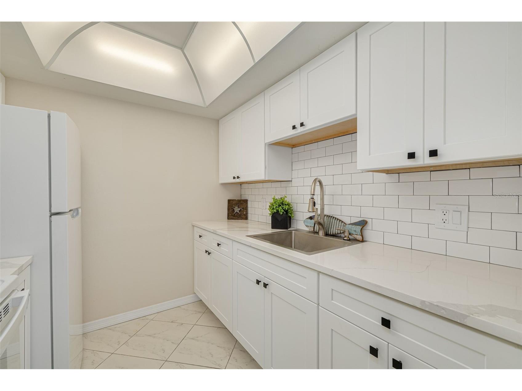 250 126th Avenue #104 Treasure Island FL 33706 - JOHN'S PASS/BOCA CIEGA BAY TB8500071 image10