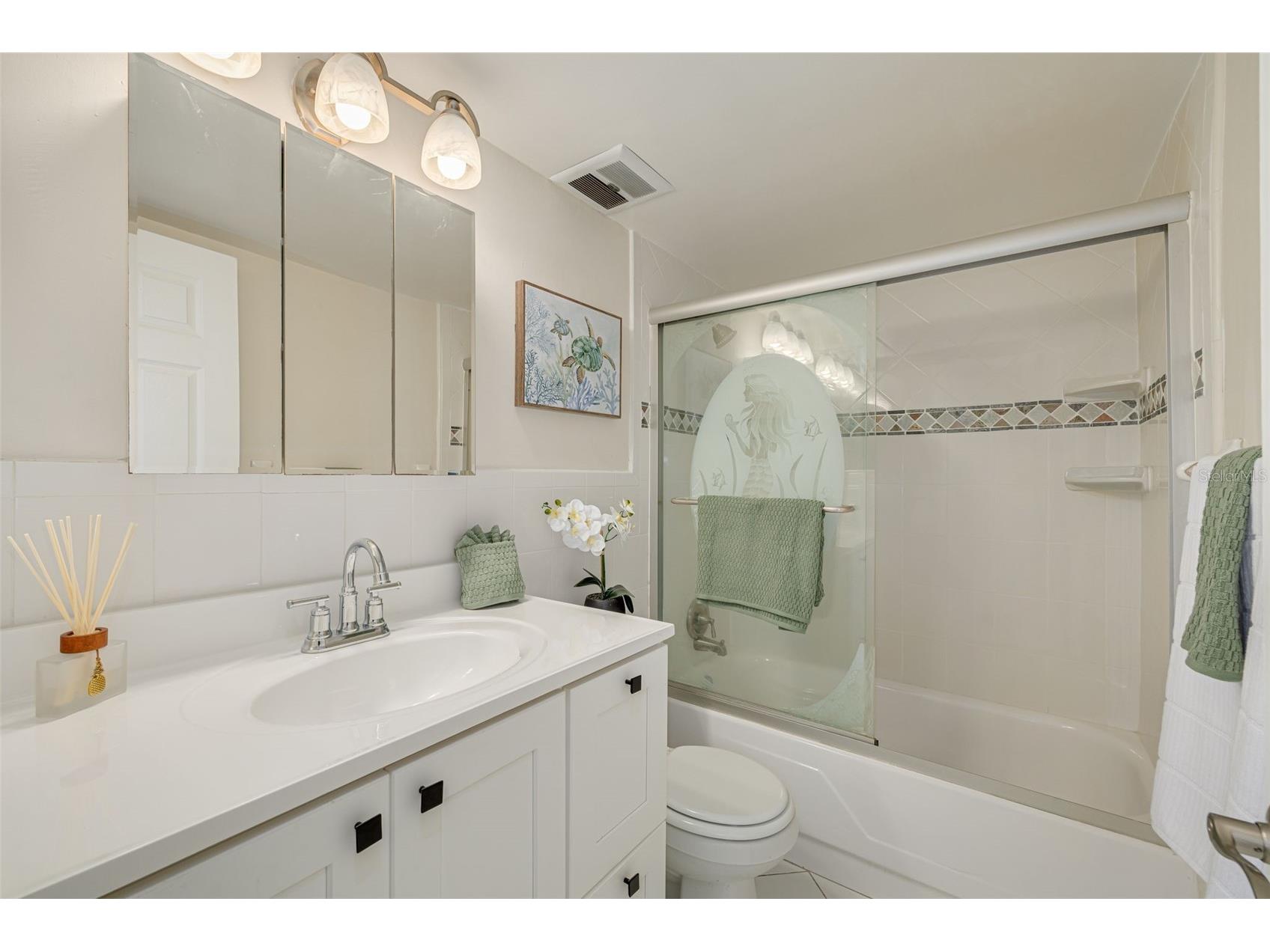 250 126th Avenue #104 Treasure Island FL 33706 - JOHN'S PASS/BOCA CIEGA BAY TB8500071 image12