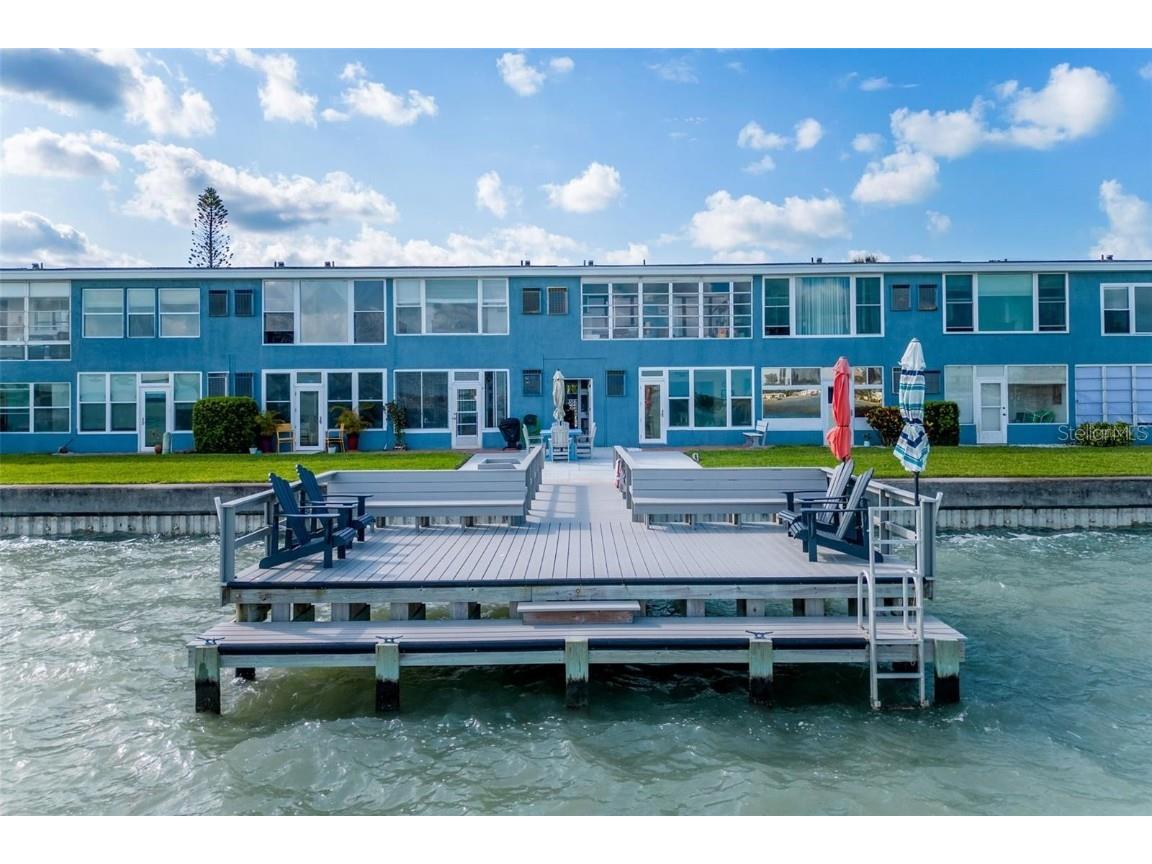 250 126th Avenue #202 Treasure Island FL 33706 U8226163 image1