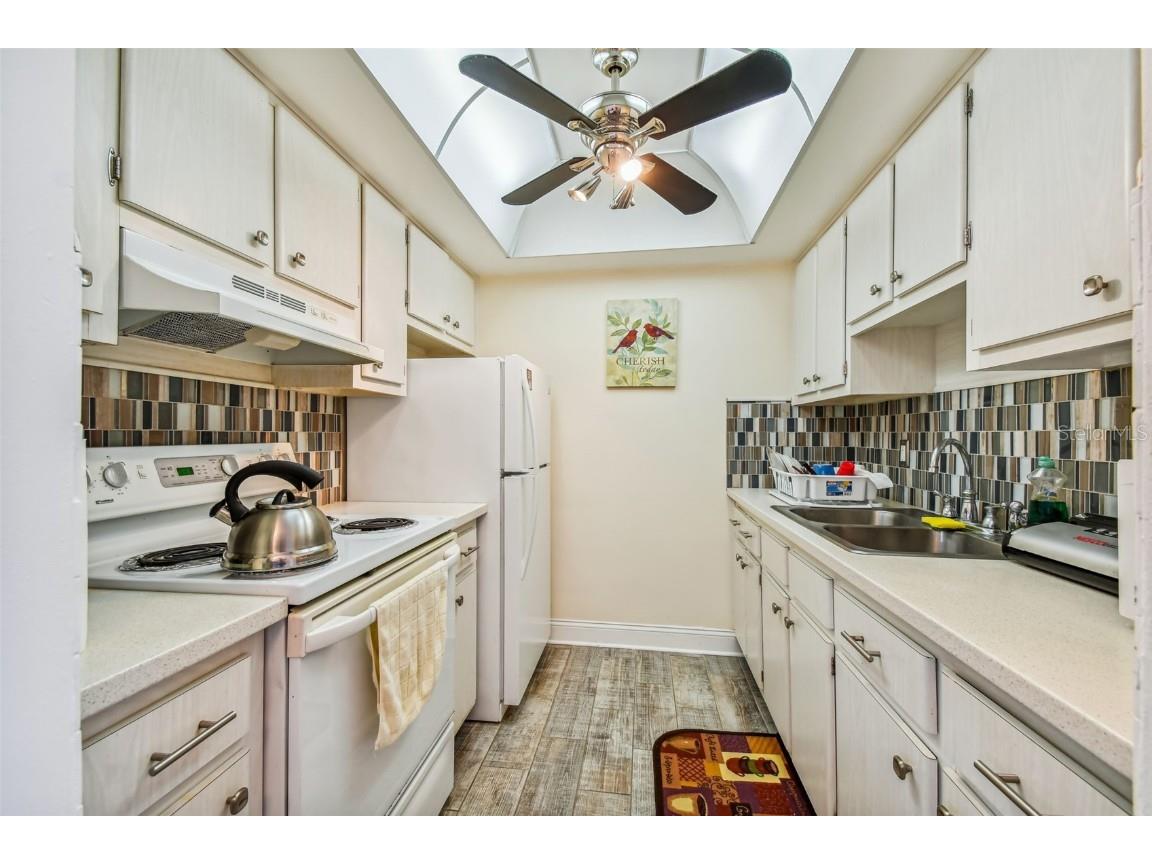 250 126th Avenue #206 Treasure Island FL 33706 - BOCA CIEGA BAY TB8334026 image21