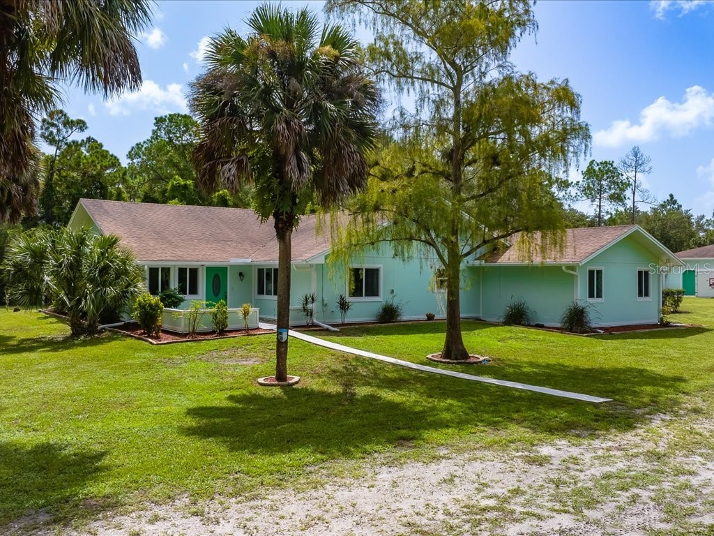 250 14th Ave Nw Naples FL 34120 G5073024 image1