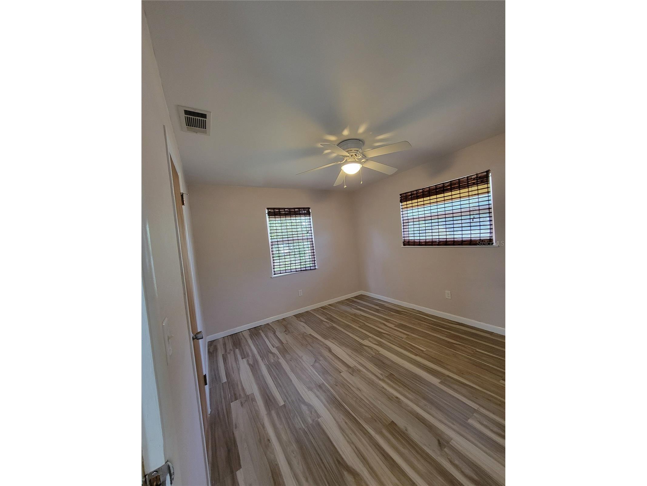 250 37th Street N Saint Petersburg FL 33713 O6397990 image5