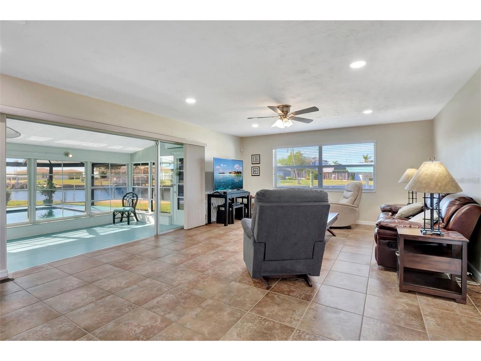 250 Bangsberg Road SE Port Charlotte FL 33952 C7522174 image10