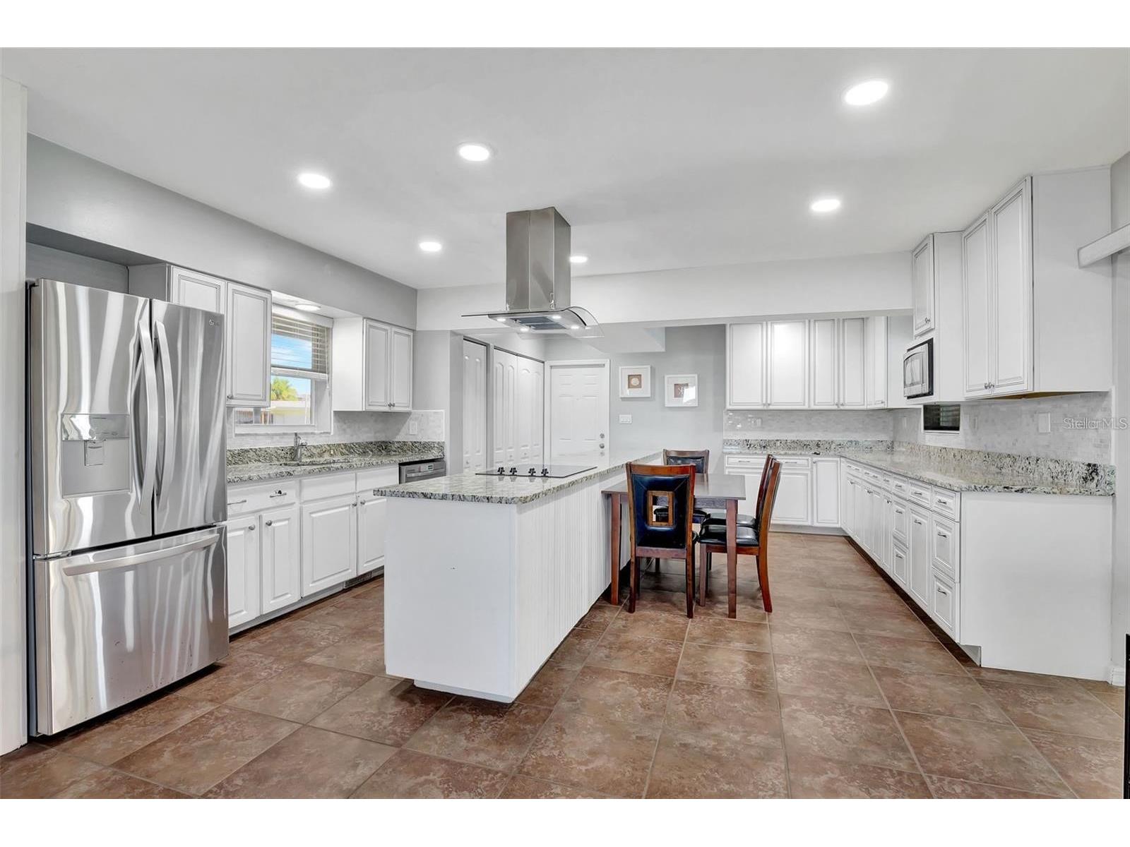 250 Bangsberg Road SE Port Charlotte FL 33952 C7522174 image5