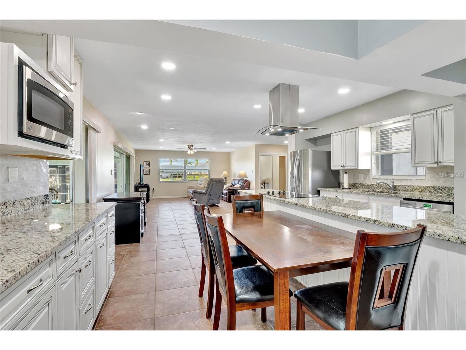 250 Bangsberg Road SE Port Charlotte FL 33952 C7522174 image6