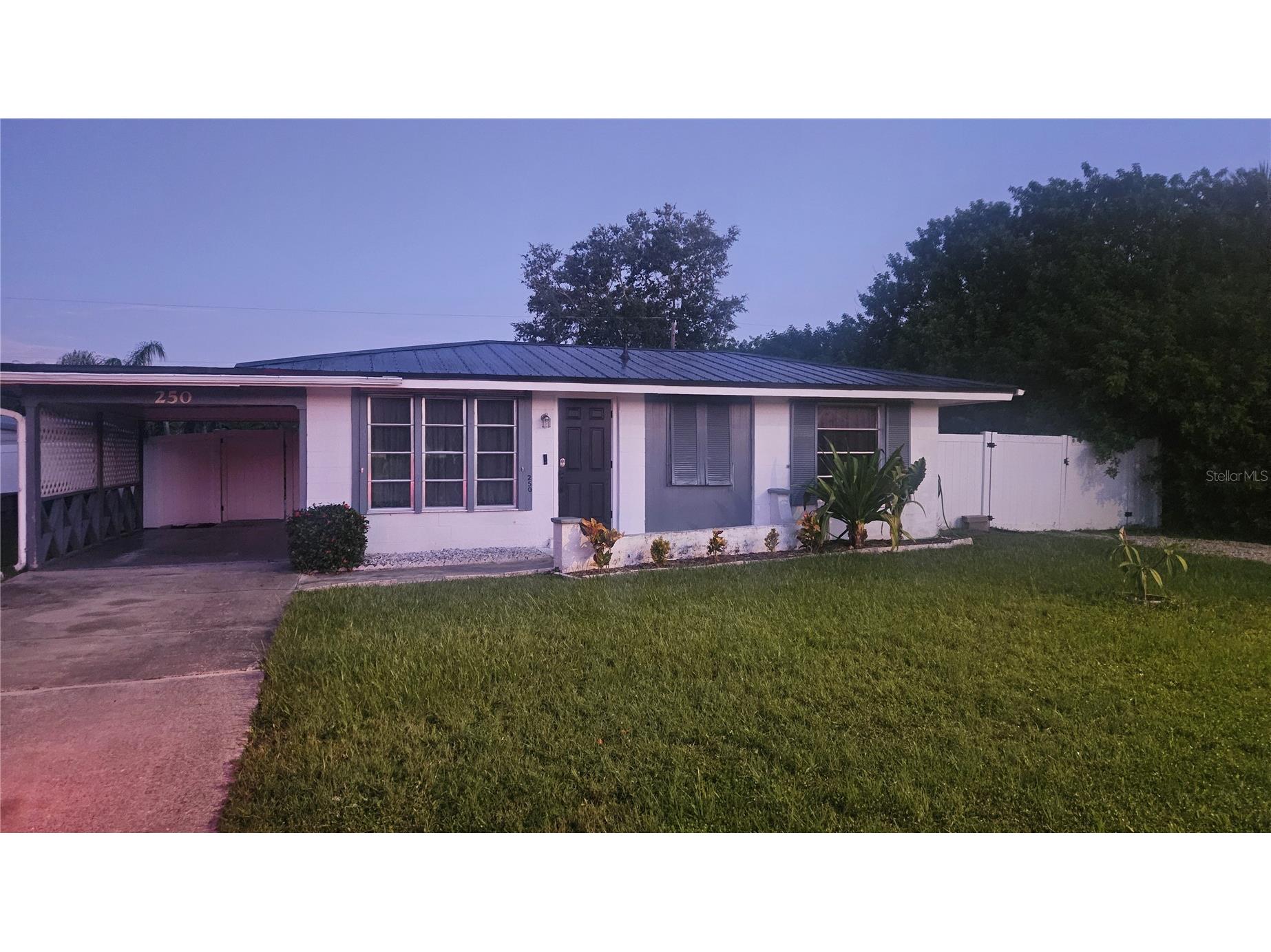 250 Chamber Street NW Port Charlotte FL 33948 C7526424 image1