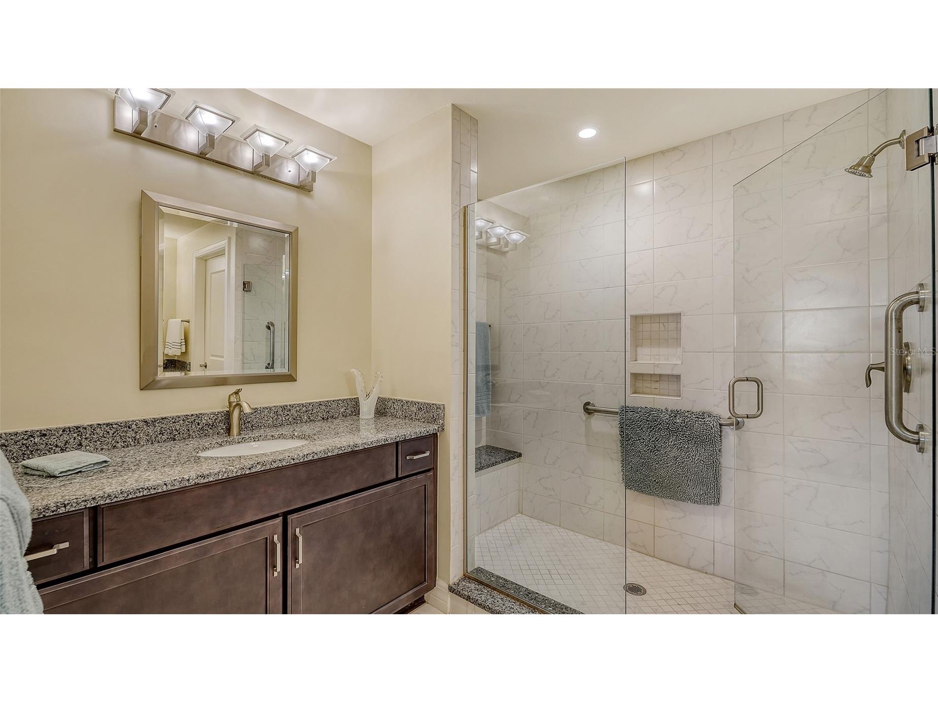 250 Hidden Bay Drive #302 Osprey FL 34229 - LITTLE SARASOTA BAY A4657042 image29