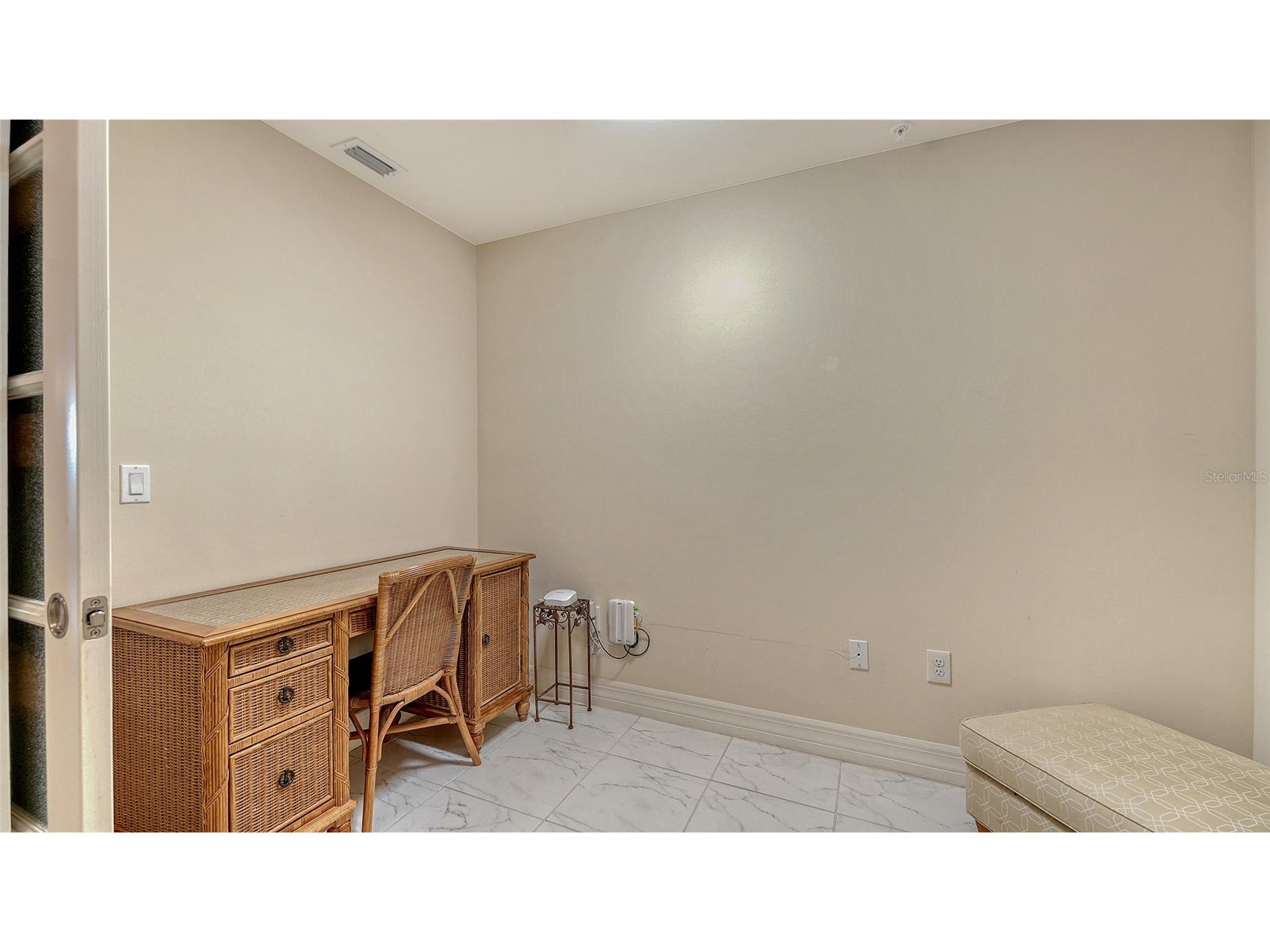 250 Hidden Bay Drive #302 Osprey FL 34229 - LITTLE SARASOTA BAY A4657042 image32