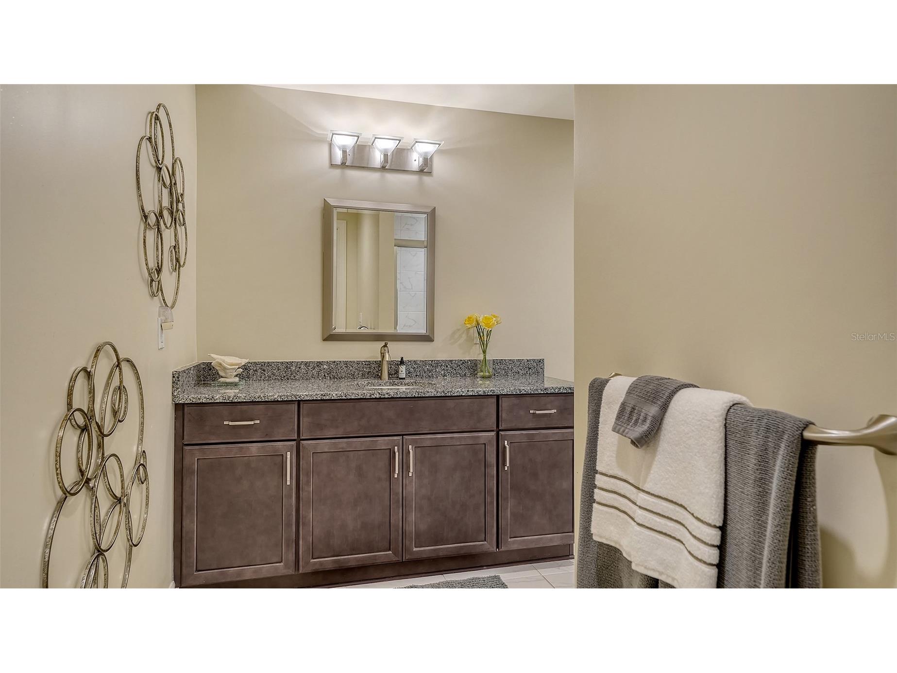 250 Hidden Bay Drive #302 Osprey FL 34229 - LITTLE SARASOTA BAY A4657042 image35