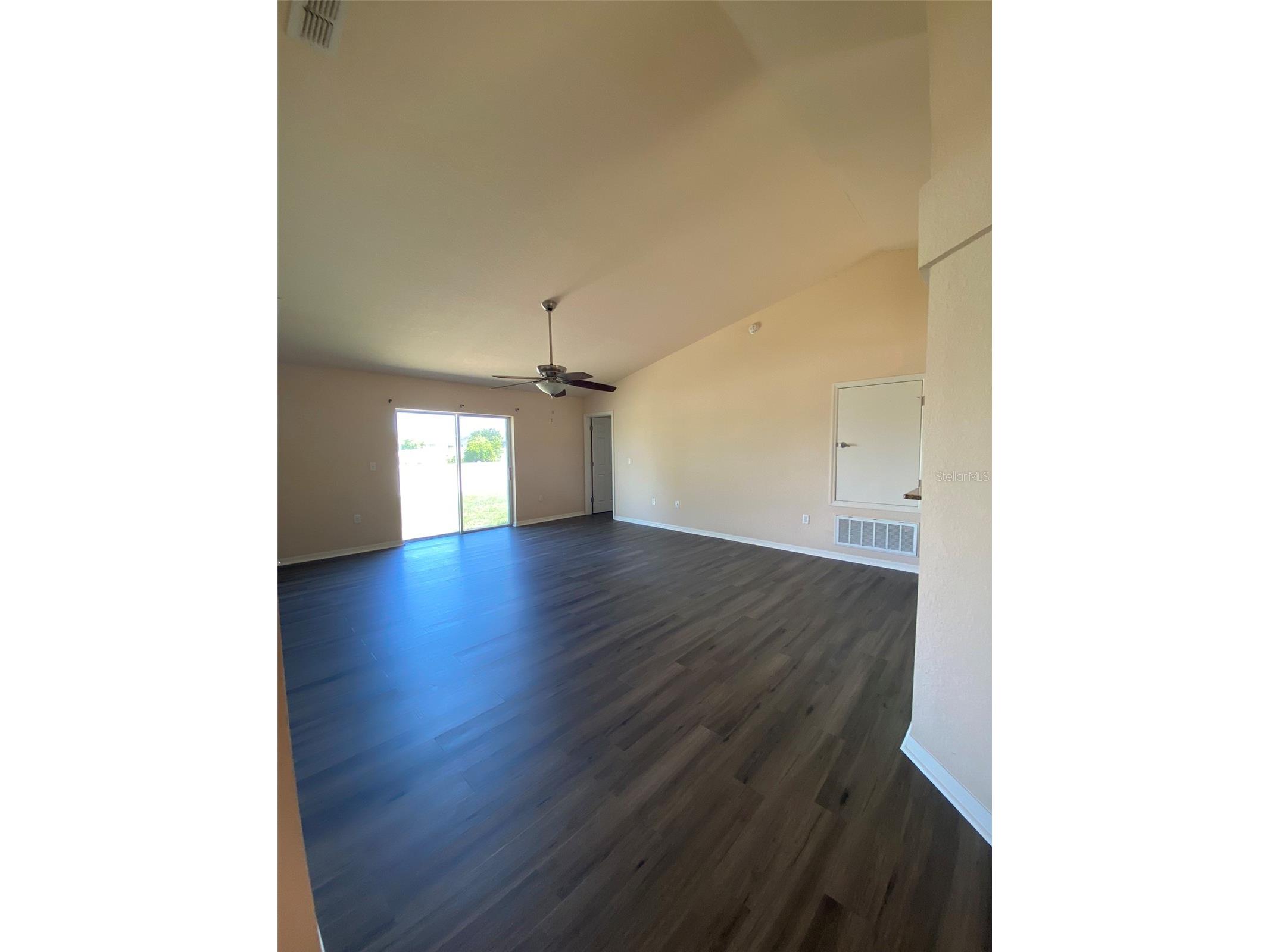 250 Highland Meadows Court Davenport FL 33837 O6400864 image2