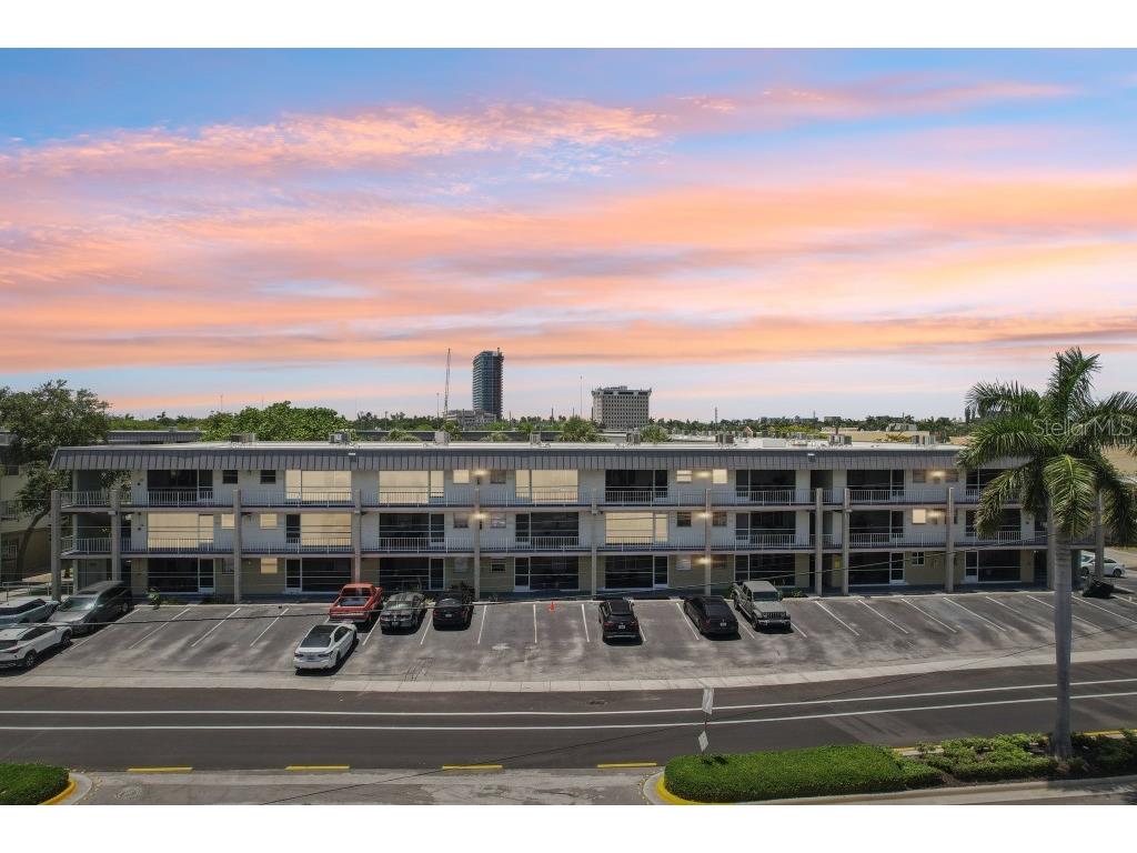 250 Layne Boulevard #113 Hallandale Beach FL 33009 W7875202 image1