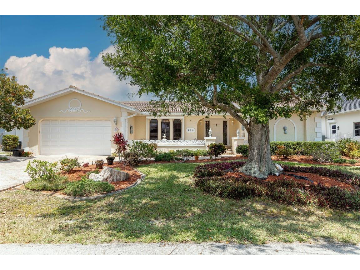 250 Lido Drive Punta Gorda FL 33950 - LOOK DOWN COVE C7475971 image1