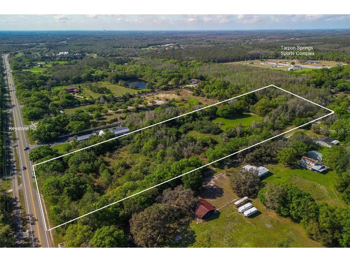 250 Meadows Drive Tarpon Springs FL 34688 U8193872 image1