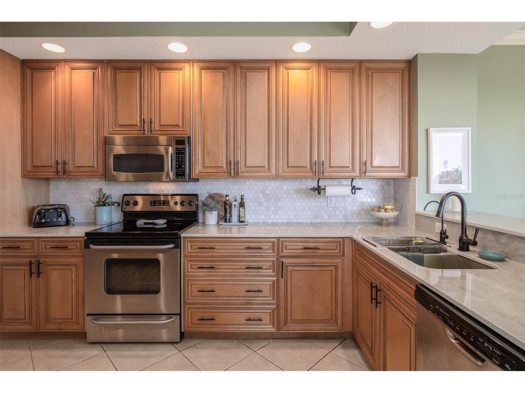 250 Minorca Beach Way #406 New Smyrna Beach FL 32169 - ATLANTIC OCEAN & ICW NS1087502 image32