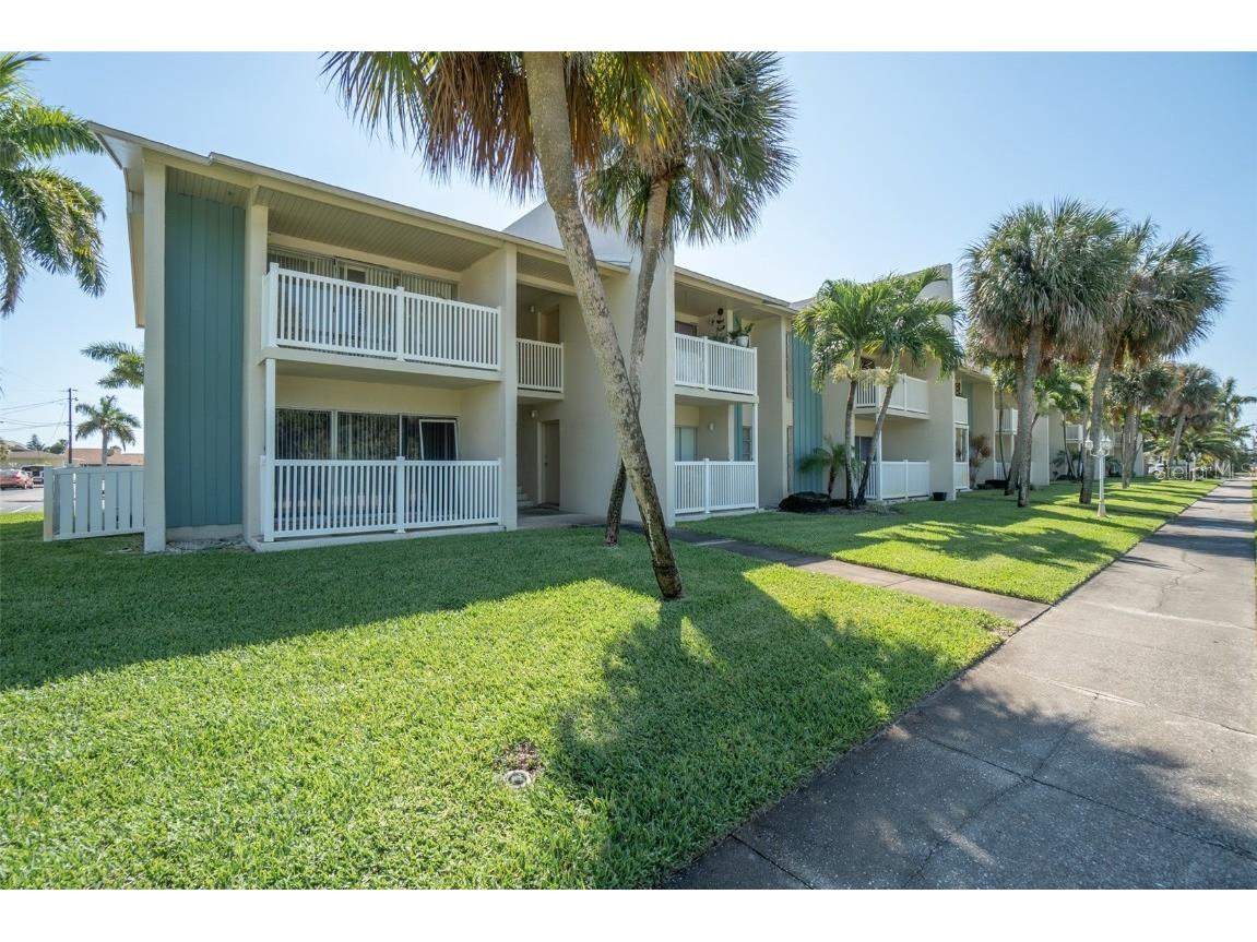 250 N Banana River Drive #C11 Merritt Island FL 32952 O6334073 image1