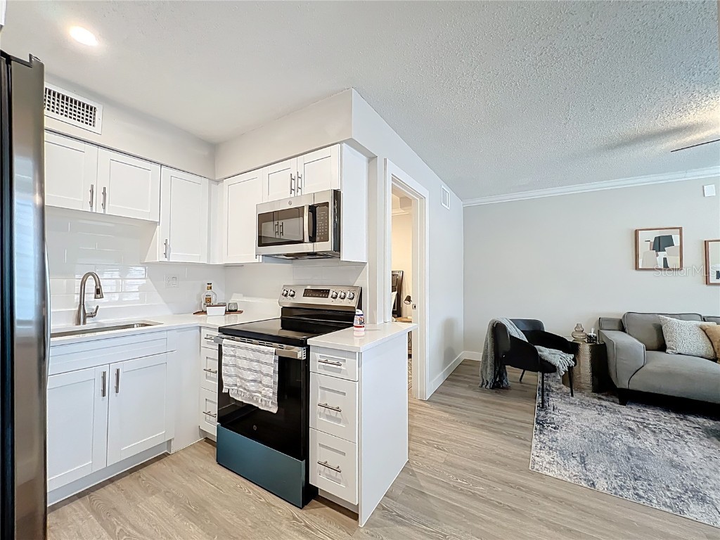 250 Rosery Road NW #202 Largo FL 33770 TB8426477 image9