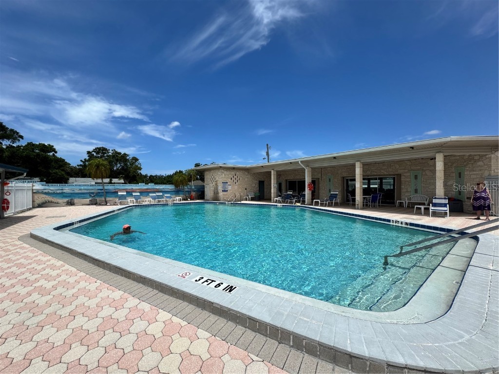 250 Rosery Road NW #206 Largo FL 33770 TB8418202 image10