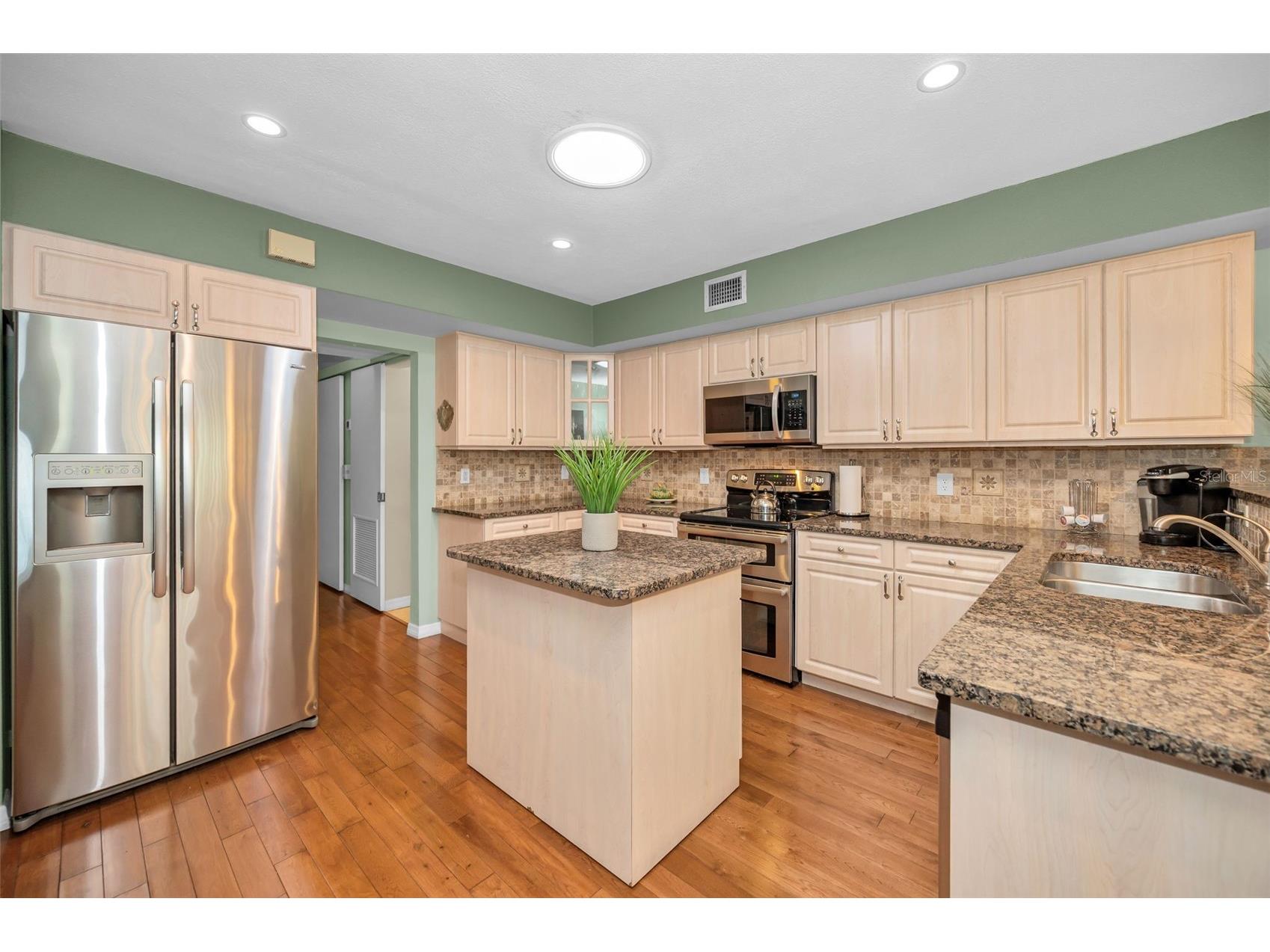 250 Rosery Road NW #218 Largo FL 33770 O6375339 image13