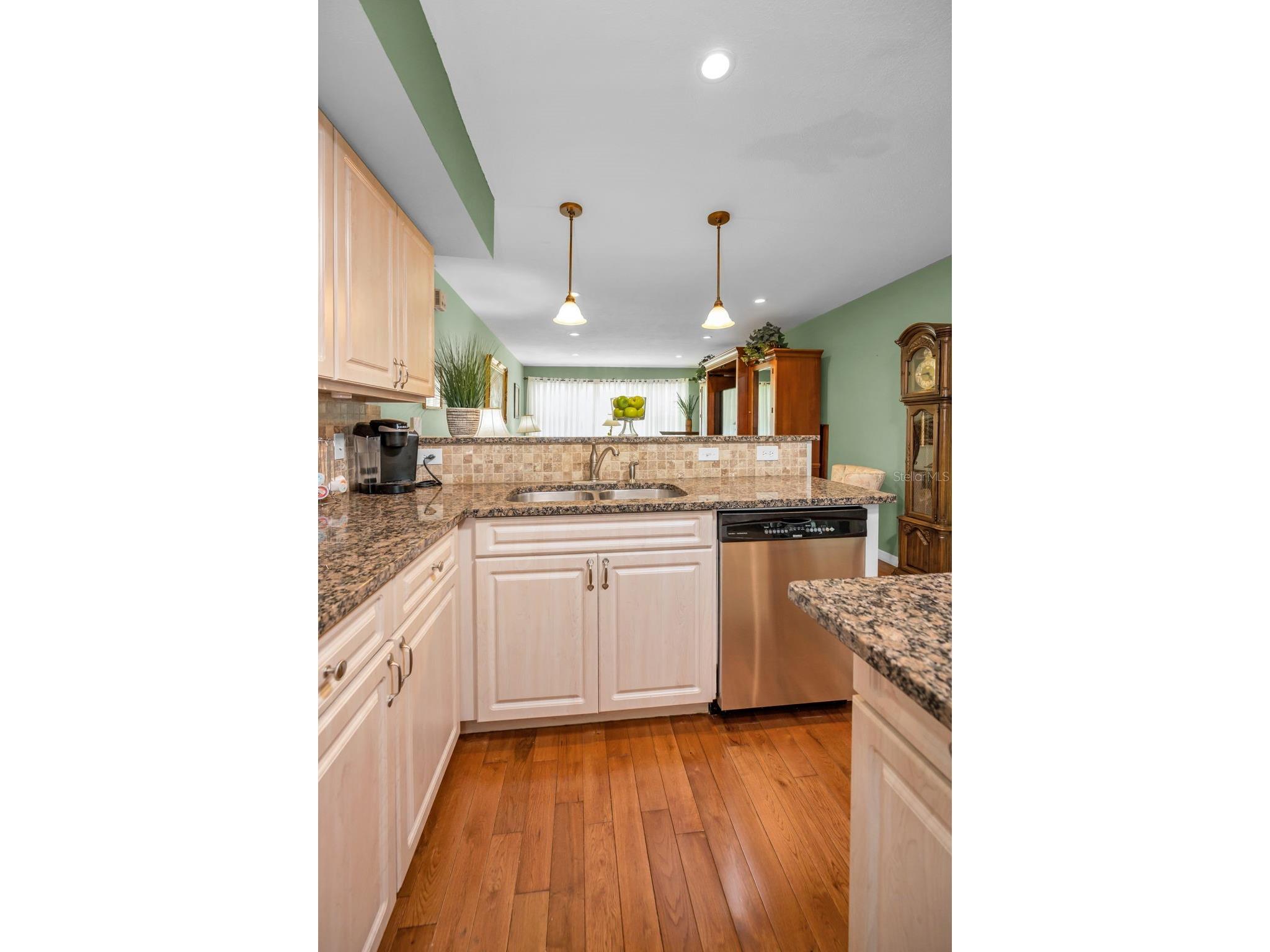 250 Rosery Road NW #218 Largo FL 33770 O6375339 image18