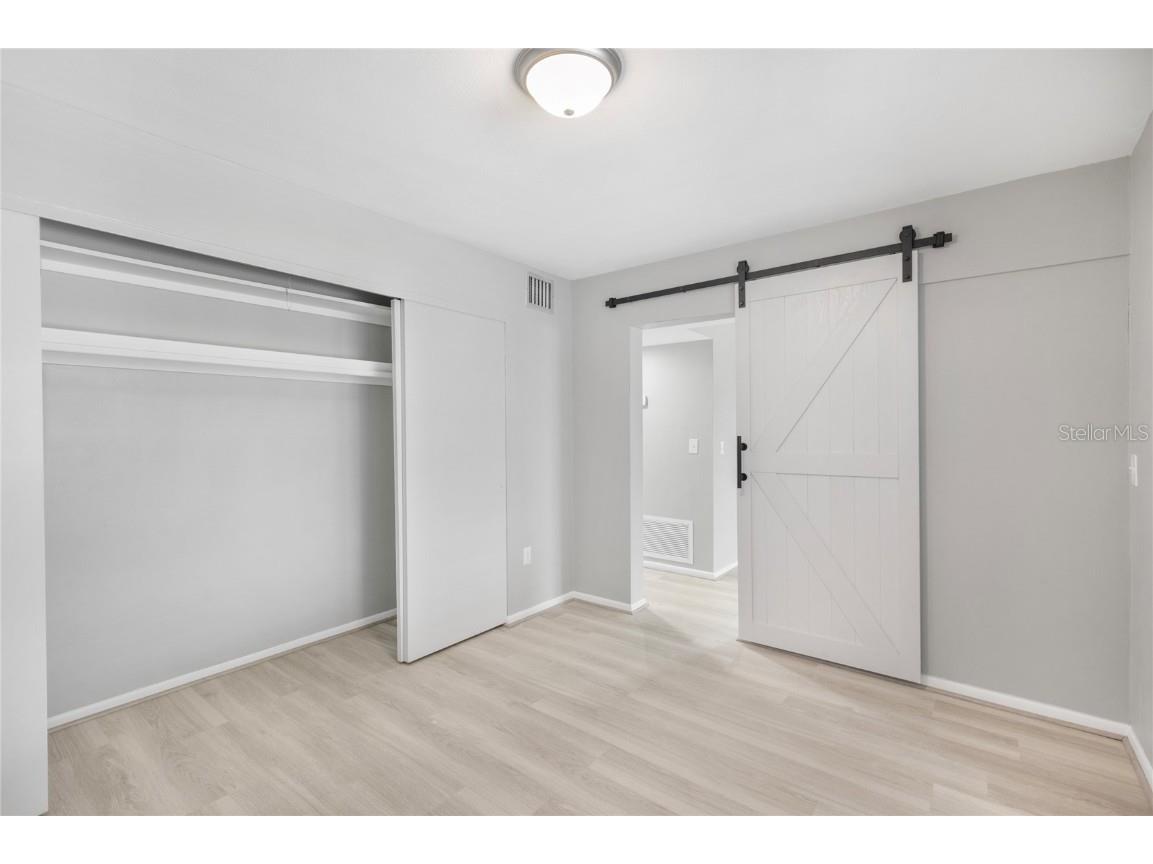 250 Rosery Road NW #323 Largo FL 33770 TB8406292 image14