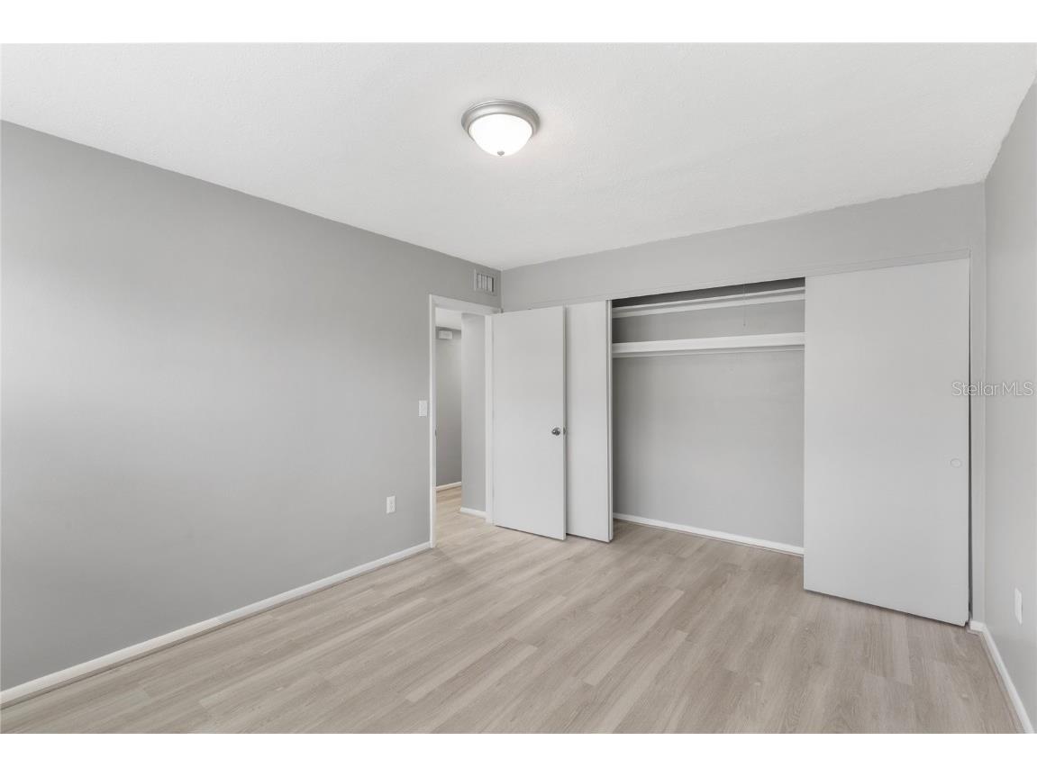 250 Rosery Road NW #323 Largo FL 33770 TB8406292 image18