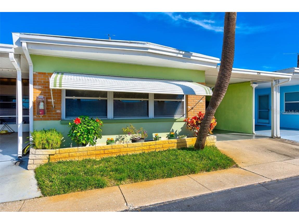250 Rosery Road NW #324 Largo FL 33770 U8231130 image1