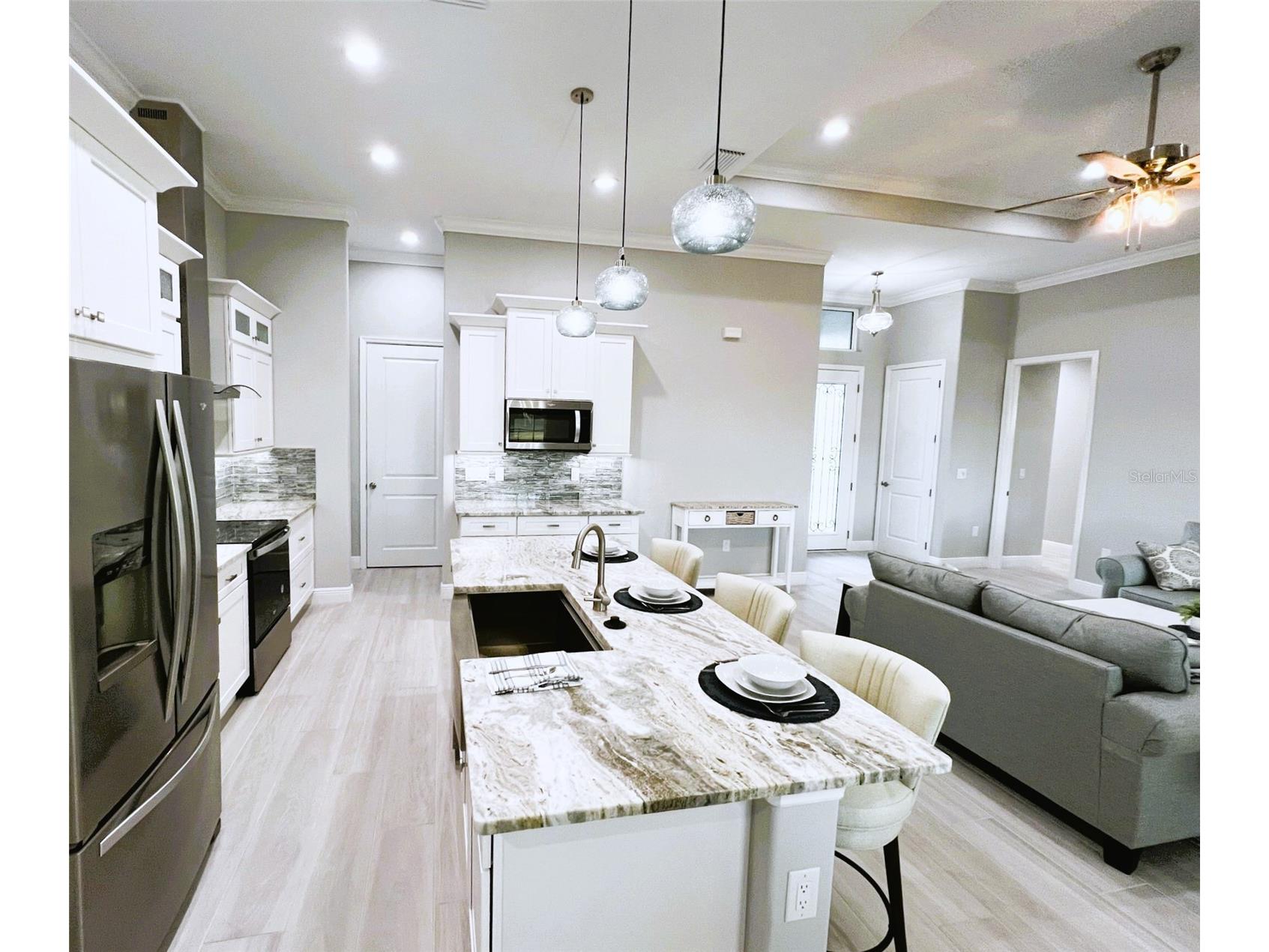 250 Rotonda Boulevard E Rotonda West FL 33947 D6145566 image11