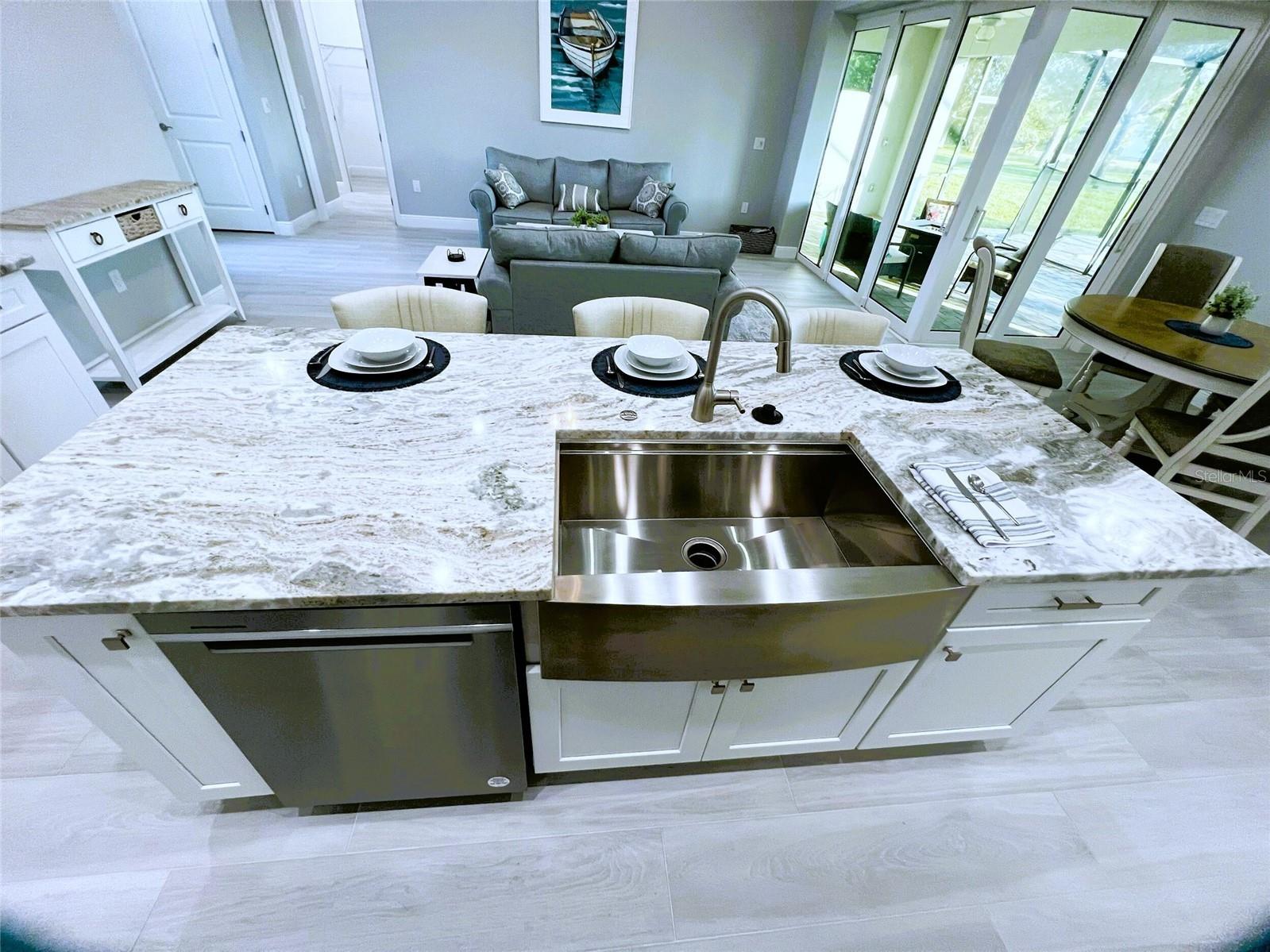 250 Rotonda Boulevard E Rotonda West FL 33947 D6145566 image15