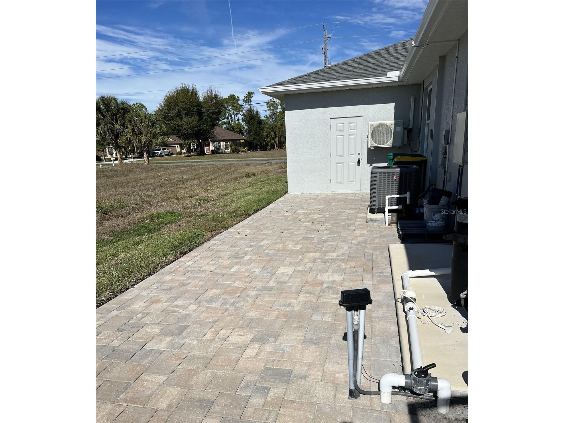 250 Rotonda Boulevard E Rotonda West FL 33947 D6145566 image47