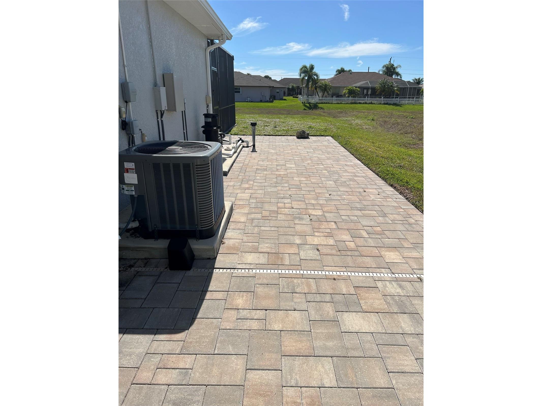 250 Rotonda Boulevard E Rotonda West FL 33947 D6145566 image48