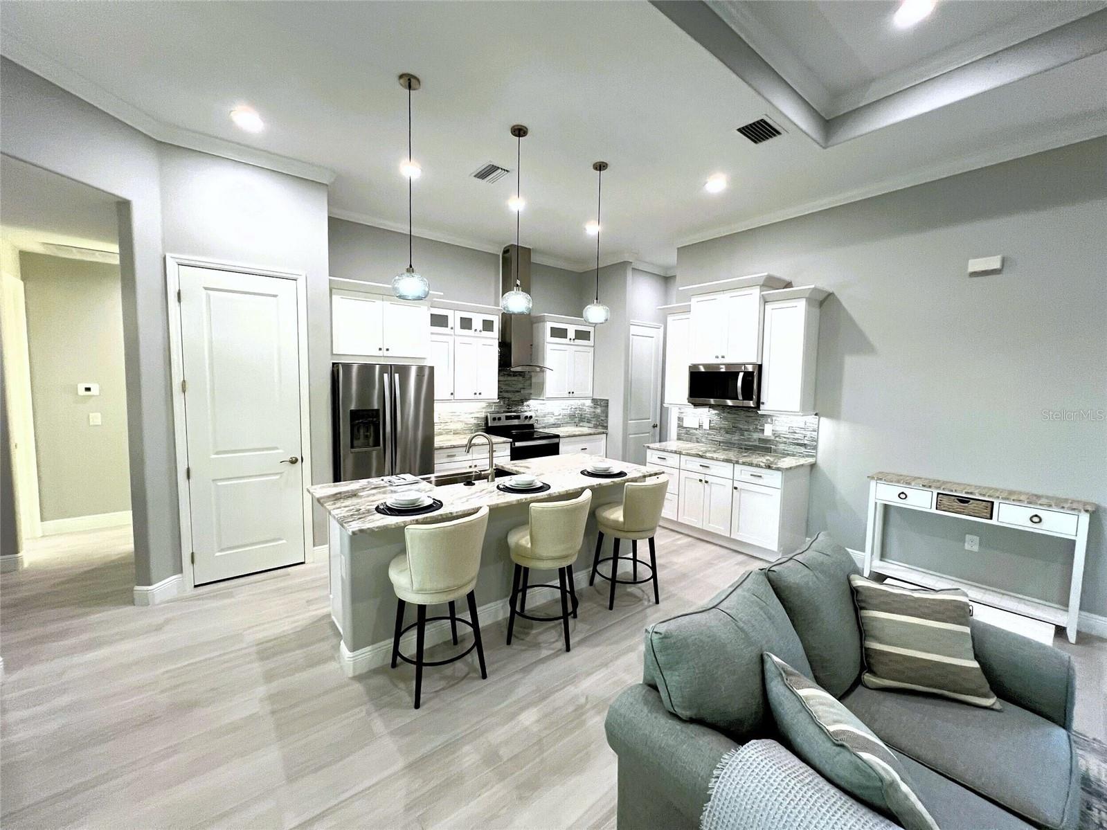 250 Rotonda Boulevard E Rotonda West FL 33947 D6145566 image9