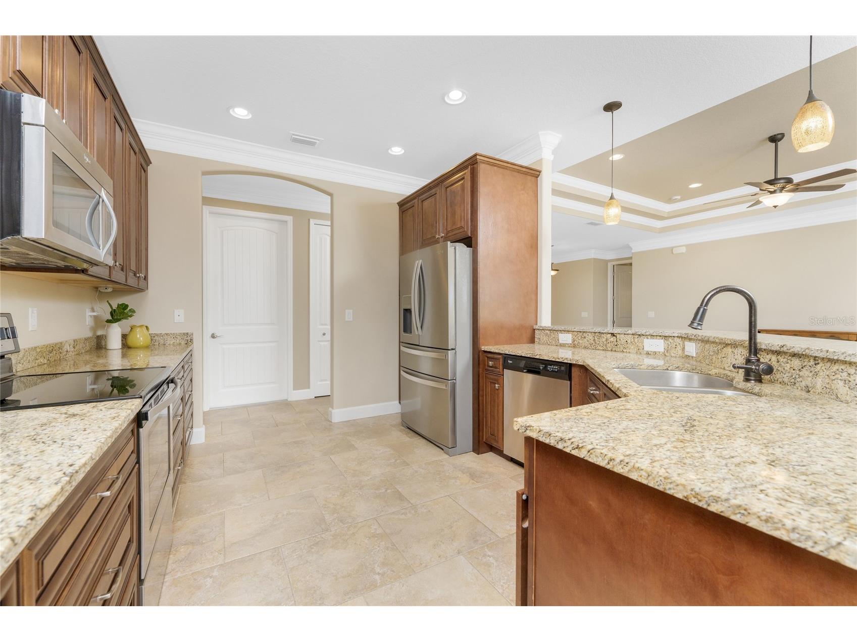 250 Rotonda Boulevard N Rotonda West FL 33947 D6146180 image21