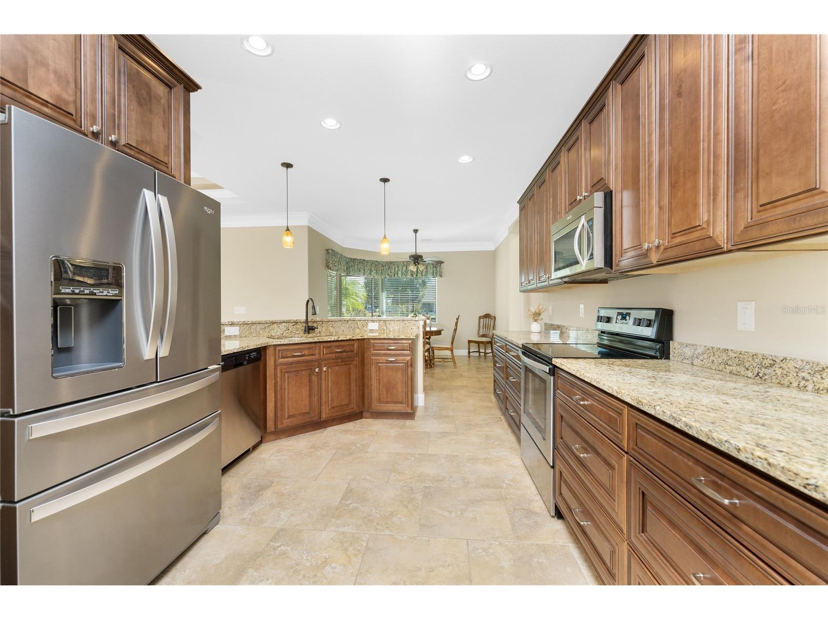 250 Rotonda Boulevard N Rotonda West FL 33947 D6146180 image22