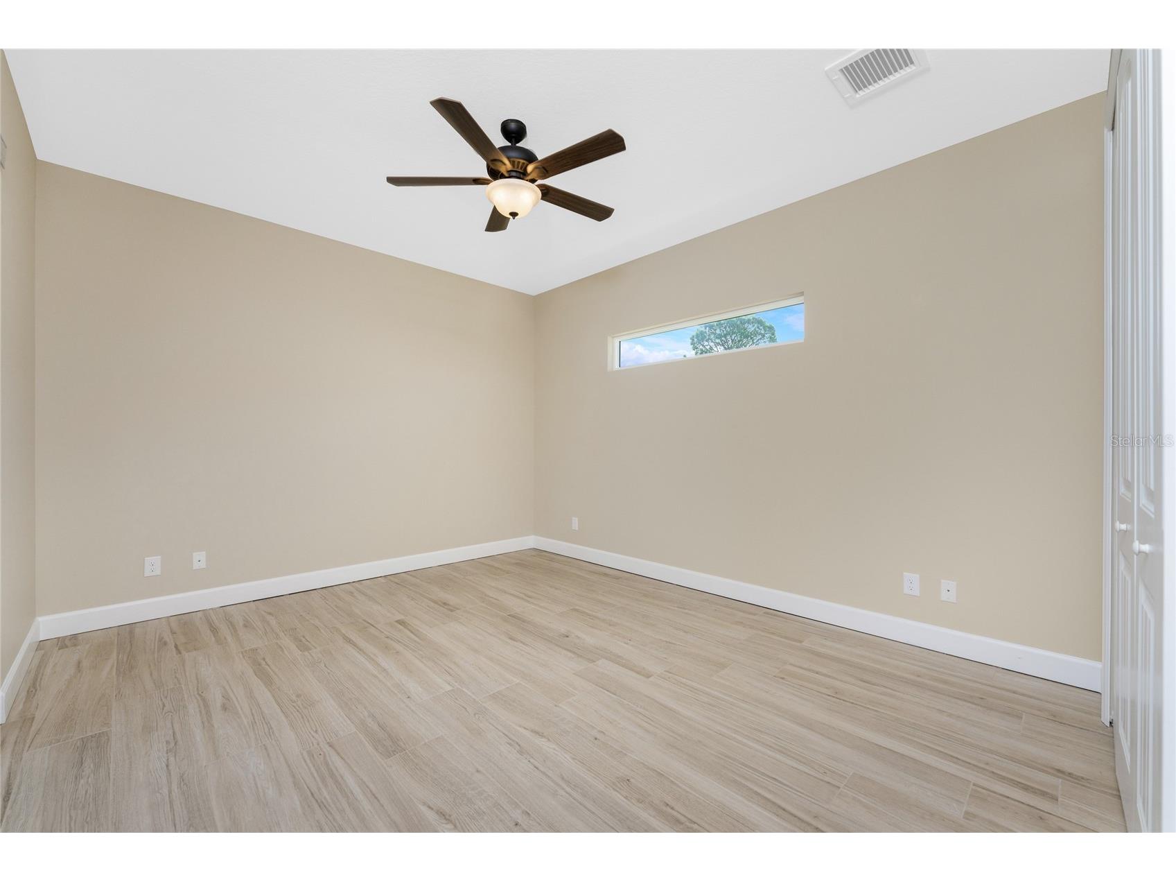 250 Rotonda Boulevard N Rotonda West FL 33947 D6146180 image31